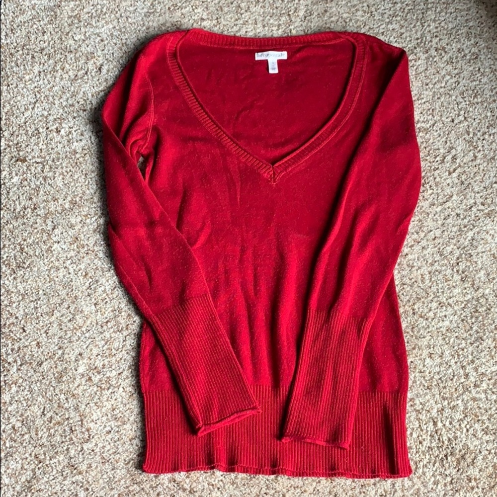 ❤️Aeropostale Deep V Red Sweater sz L❤️